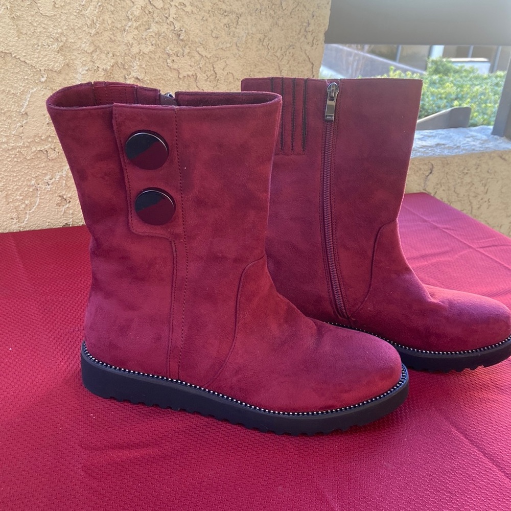 Red velvet semi boots